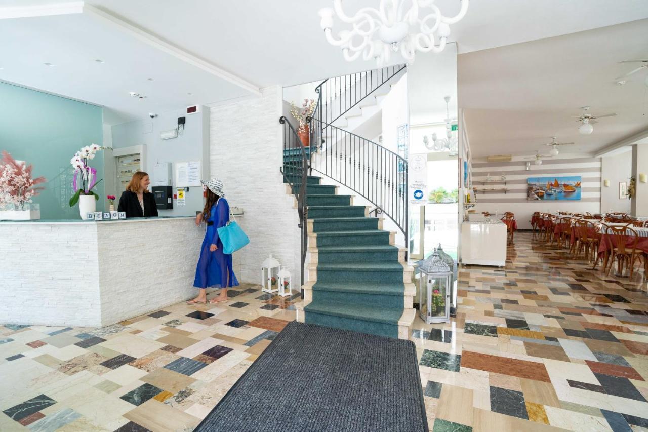 Hotel Puppi Κατόλικα Εξωτερικό φωτογραφία